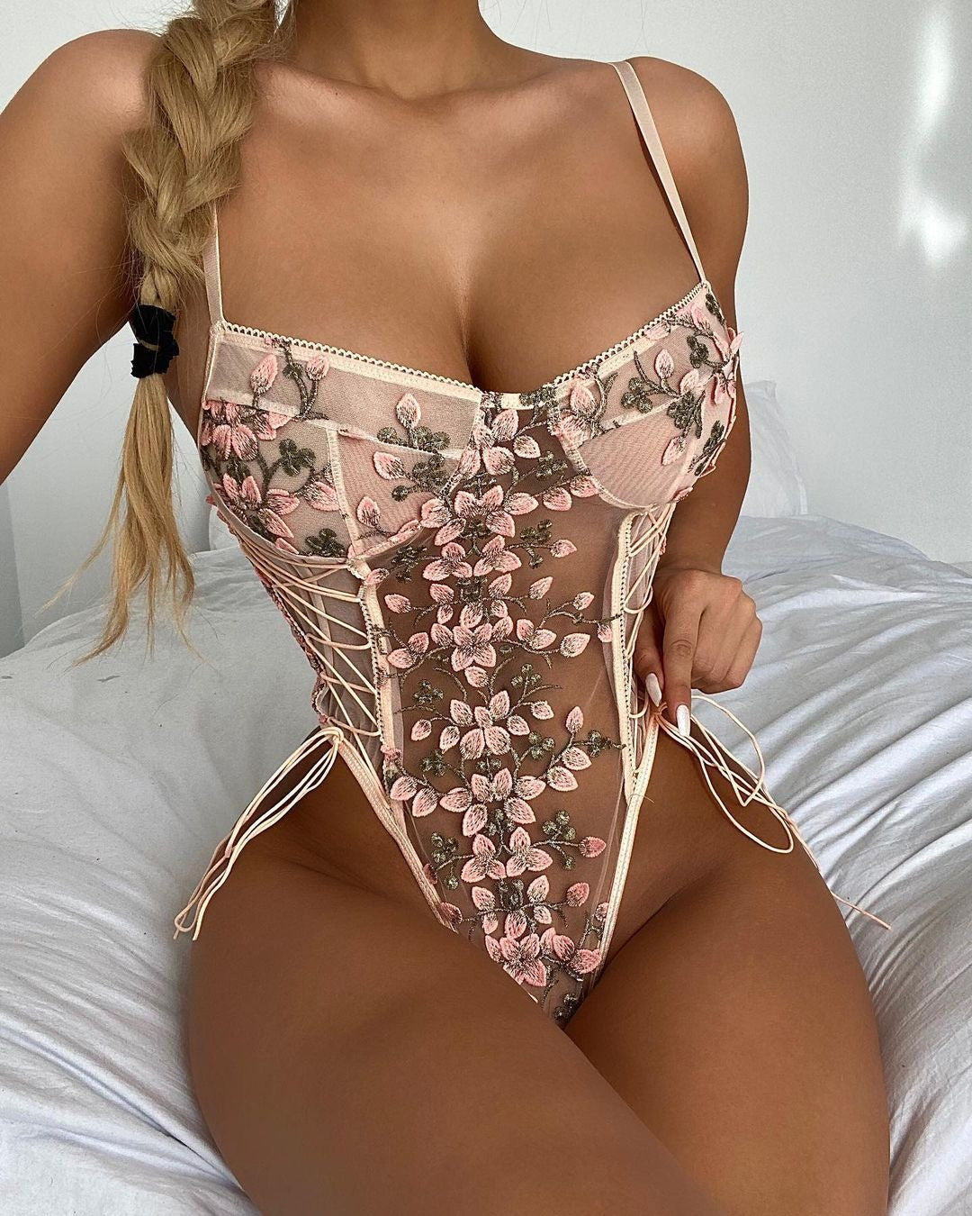 Sorelli Fleur Éternelle Lace Corset Bodysuit