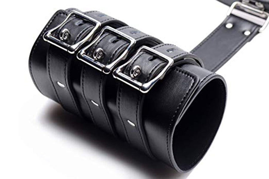 Full control Restrains